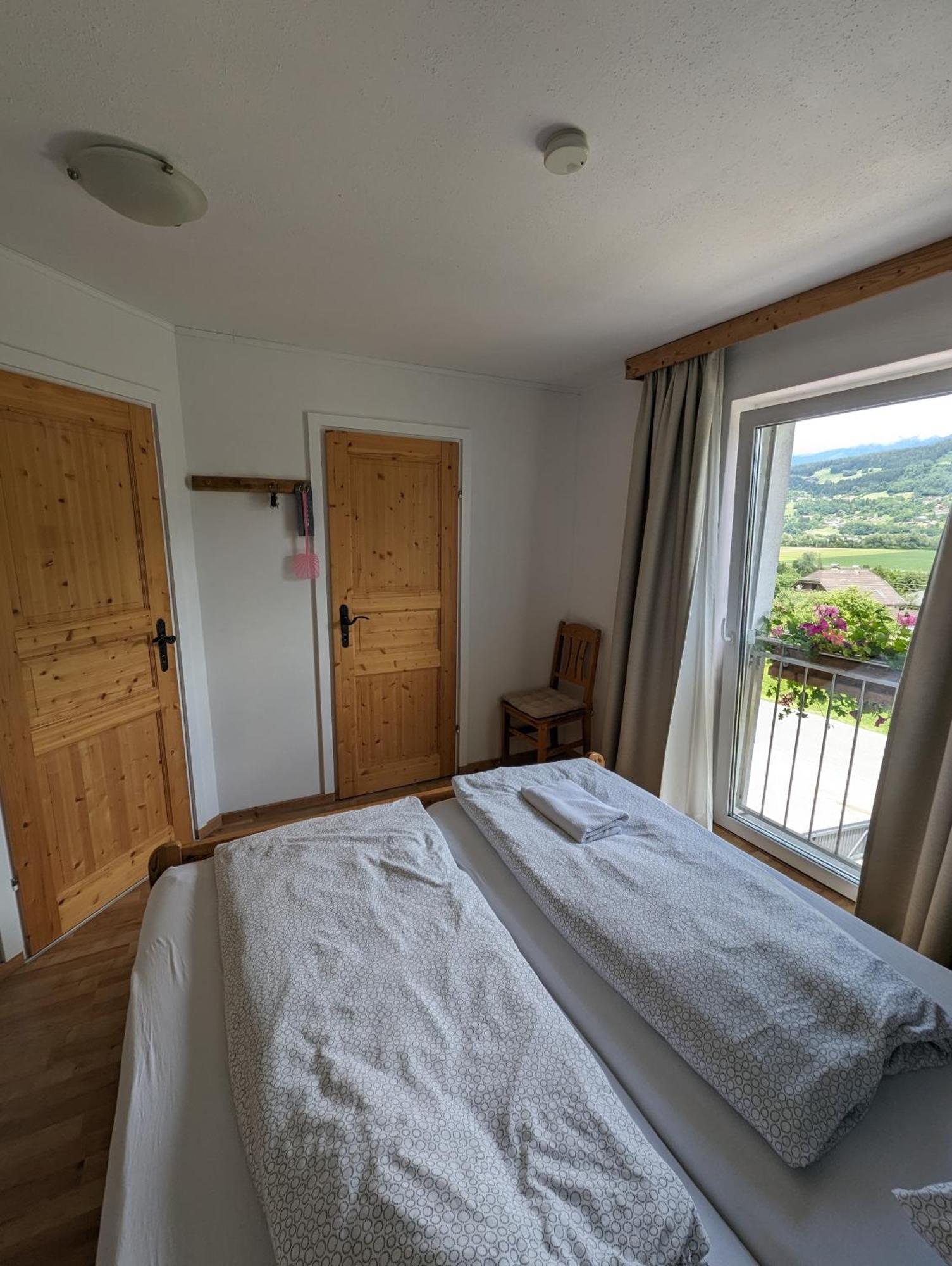 Haus Kathan Kamering Bagian luar foto