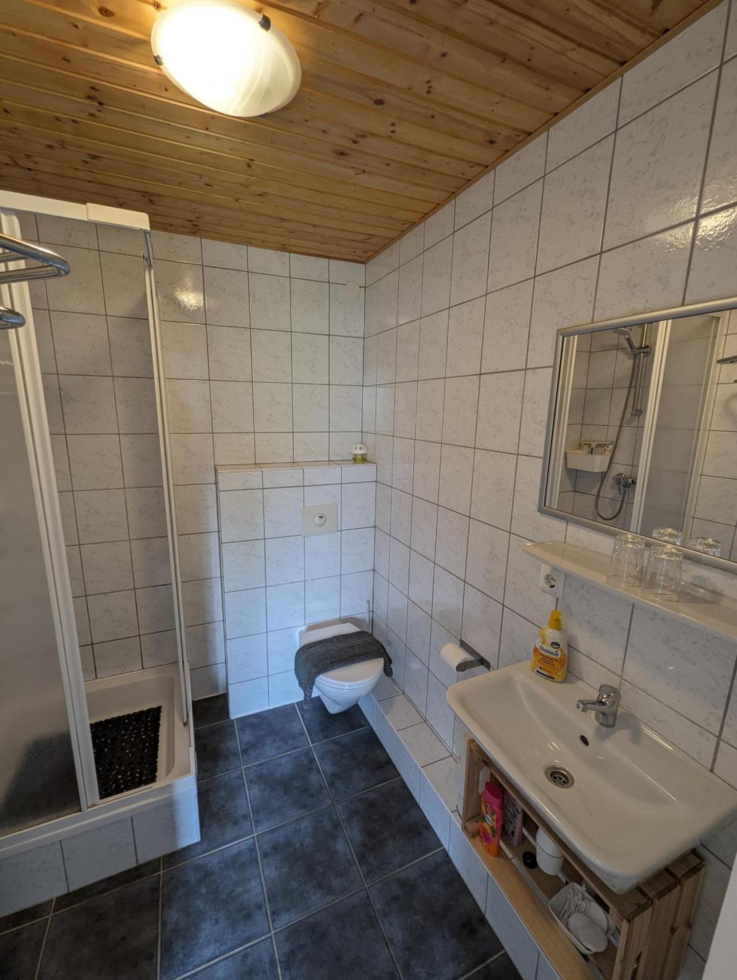 Haus Kathan Kamering Bagian luar foto